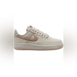 Air Force 1 07 SE Sneaker (Women’s)